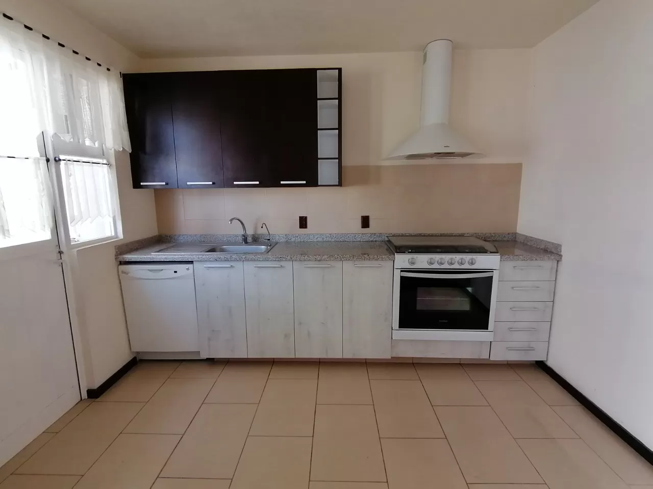 RENTA CASA MAGNA RESIDENCI